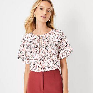 Brand new Ann Taylor bubble sleeve floral top Petite XS